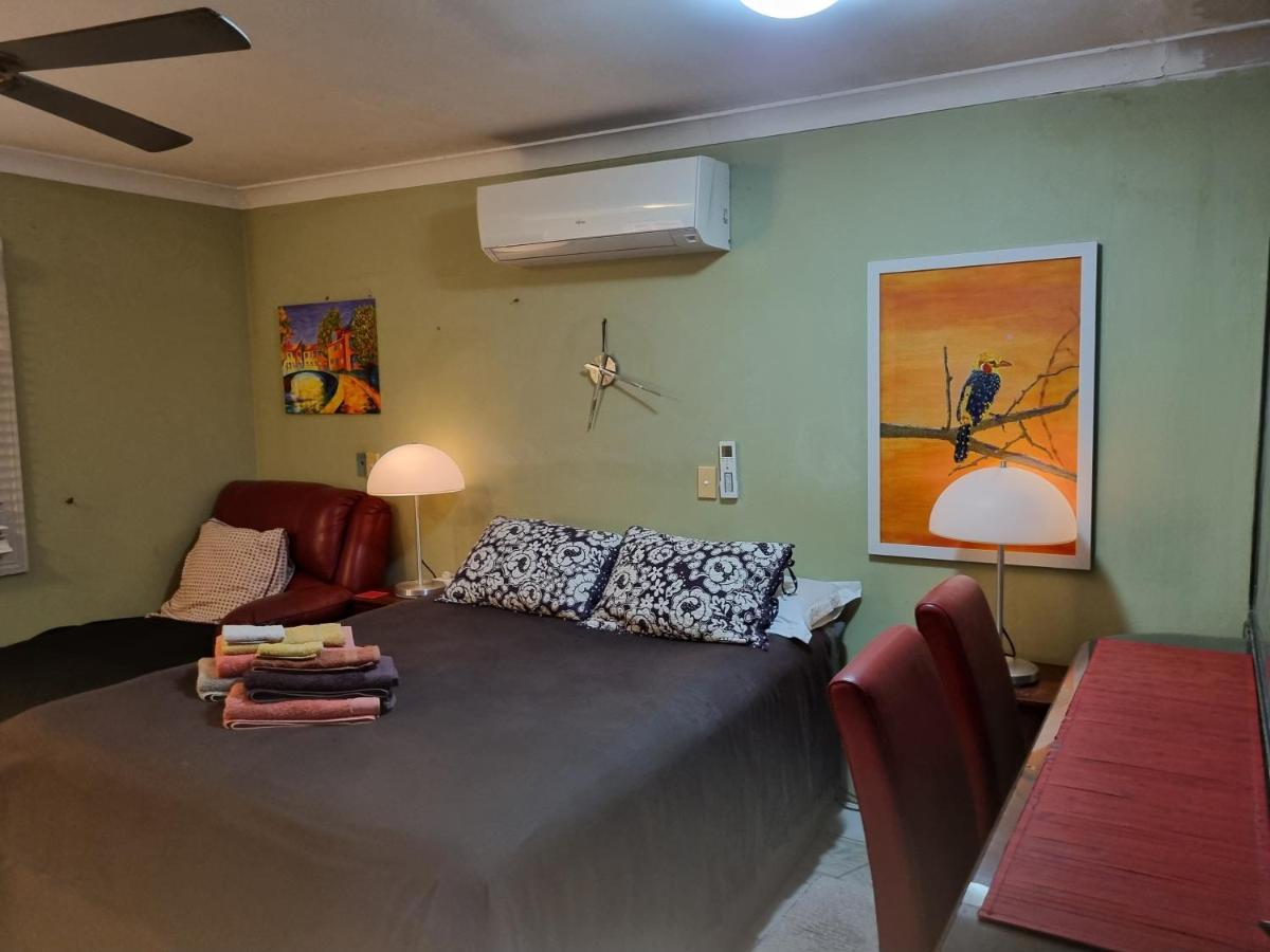 Homestay At Julie'S Cairns Bagian luar foto