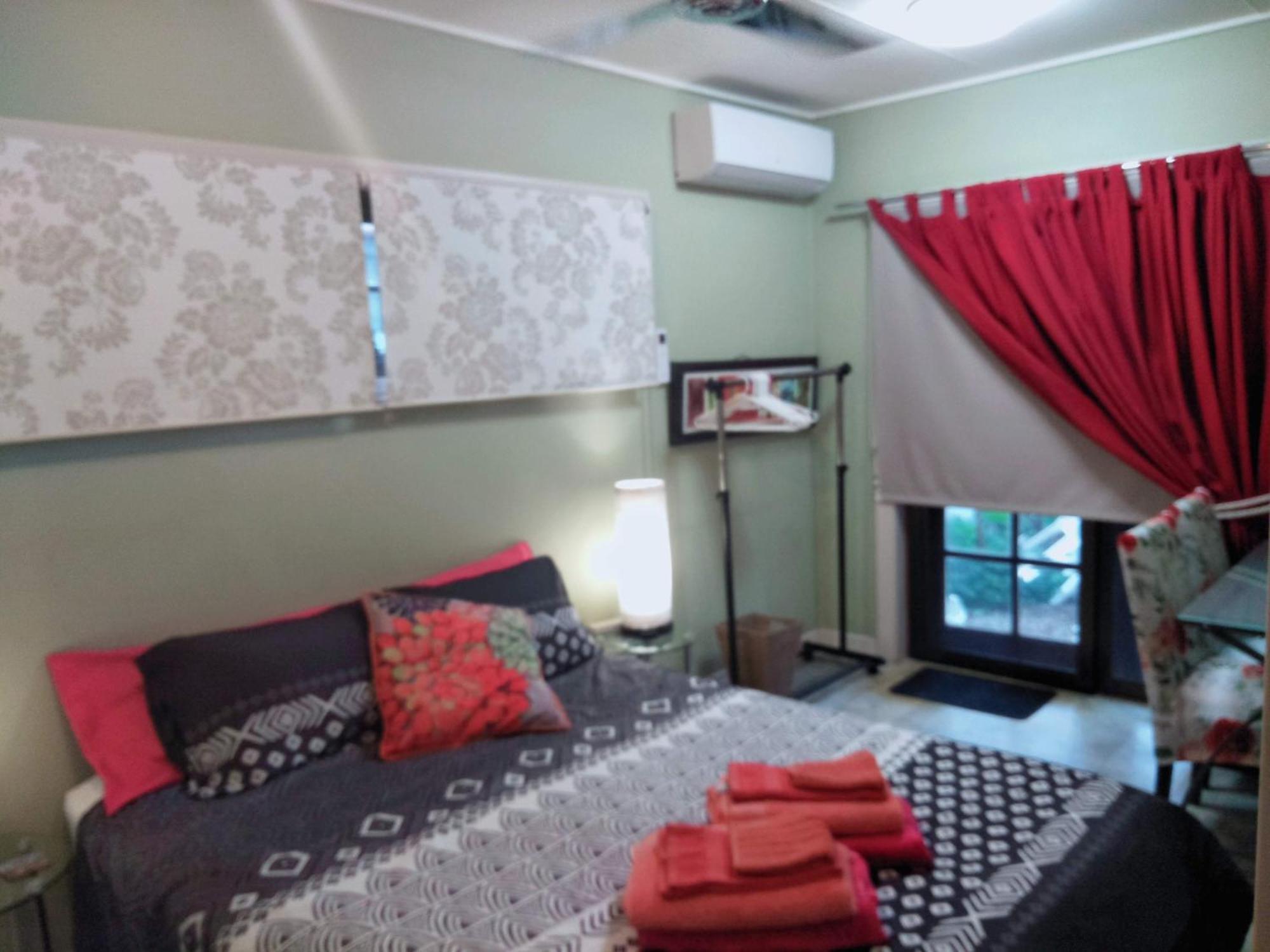 Homestay At Julie'S Cairns Bagian luar foto