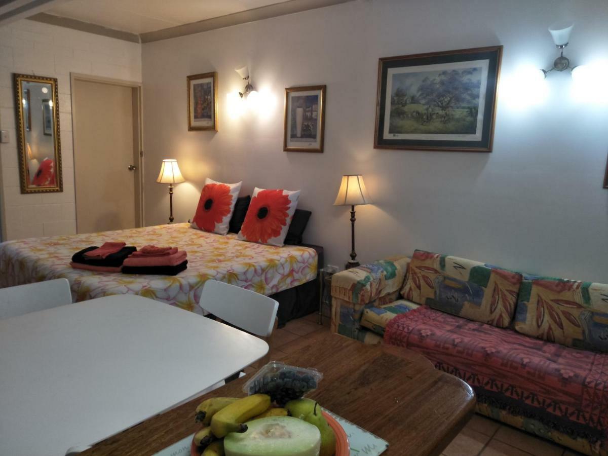 Homestay At Julie'S Cairns Bagian luar foto